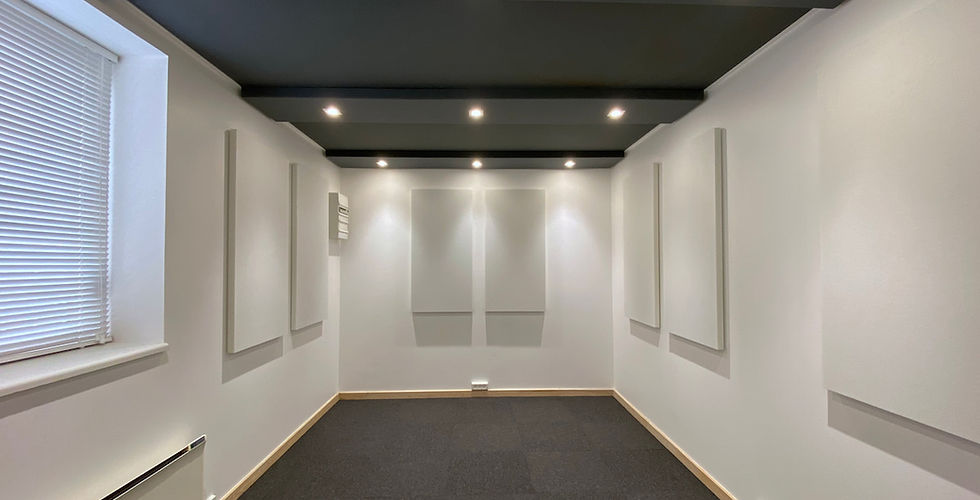 STUDIO 7