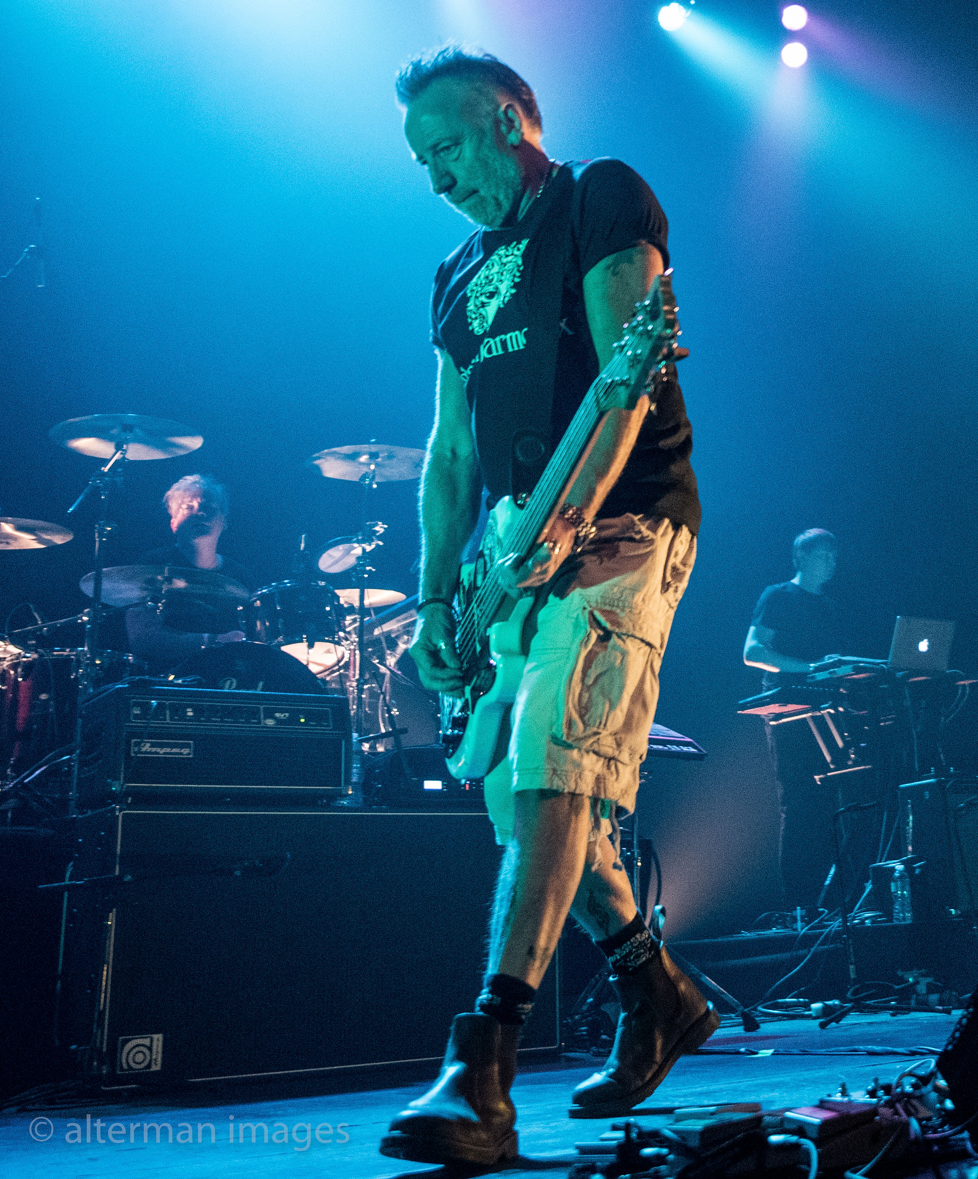 Peter Hook and the Light