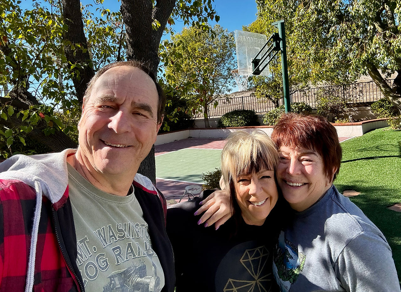 Cousins Mark, Stephanie and I spending much valued time before NAMM. 