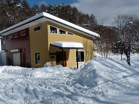 埋もれちゃいました