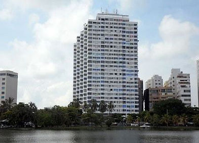 venta apartamento Edificio Nuevo Conquistador, El Laguito