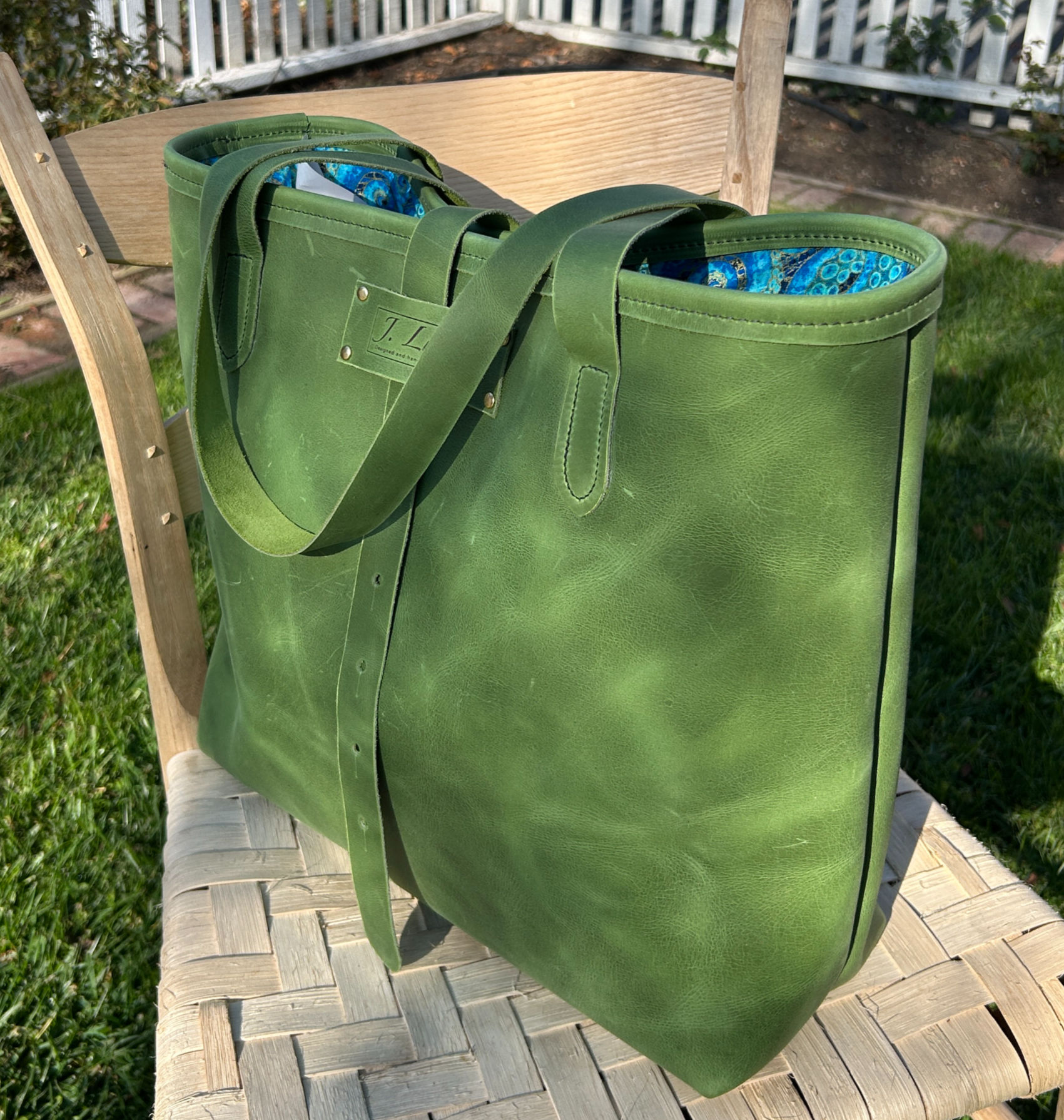 The 1530 Bag in brilliant green