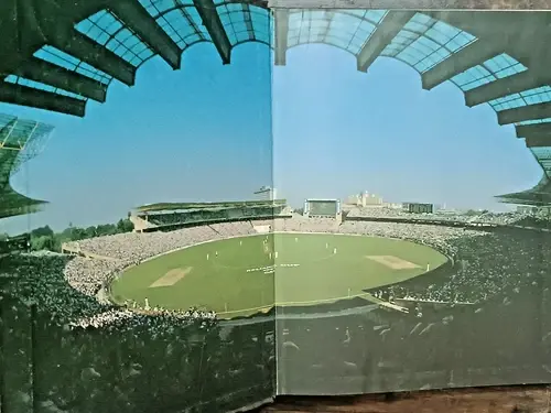 Thumbnail: VINTAGE WILLS BOOK EXCELLENCE ONE-DAY CRICKET BY AYAZ MEMON 1992 ILLUSTRATED HB