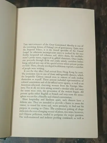 Thumbnail: CHINA AND HER SHADOW BY TIBOR MENDE FIRST INDIAN EDITION 1961 ENGLISH HB