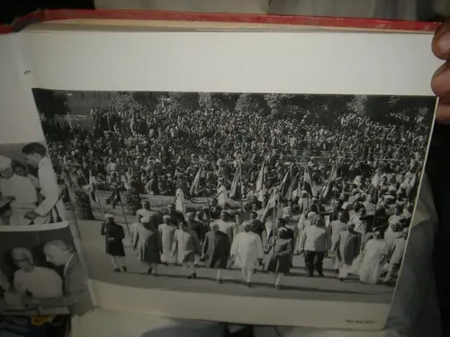 Thumbnail: RARE - ITHAS KI MANZILE CHITRAMAY JHANKI [ graphical tableau ] - LEADERS P 208