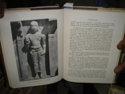 Thumbnail: INDIA RARE - MOVEMENT IN STONE THE EARLY CHOLA TEMPLES MATHURAM BOOTHALINGAM