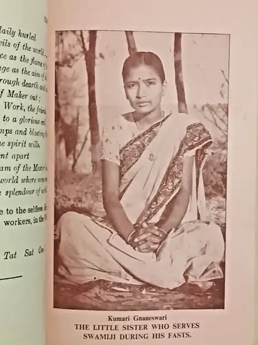 Thumbnail: COSMIC FAST-SRI SWAMI OMKAR 1955 THOUGHTS RECORDED DURING FAST OF THIRTY DAY