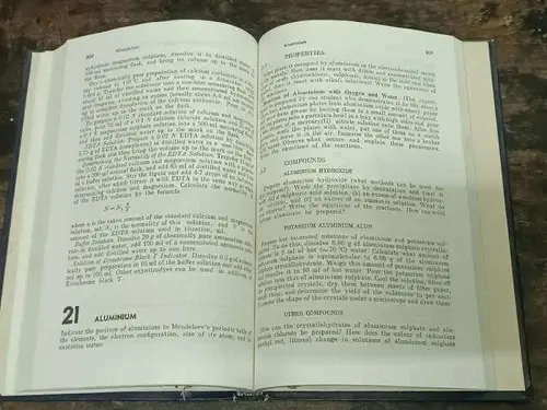 Thumbnail: MIR PUBLISHER: PRACTICAL INORGANIC CHEMISTRY BY VOROBYOVA, DUNAEVA, IPPOLITOVA