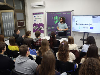 Istina VS realnost Mladi protiv dezinformacija