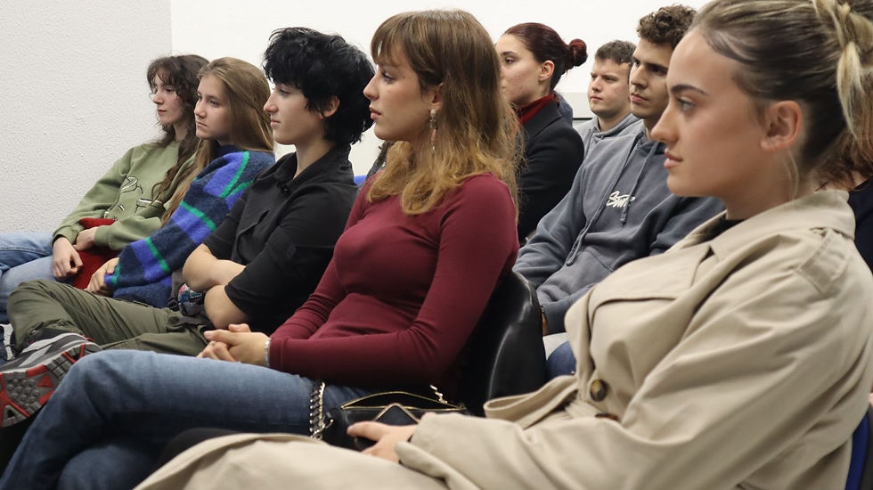 gluma iz ugla mladih MOACG