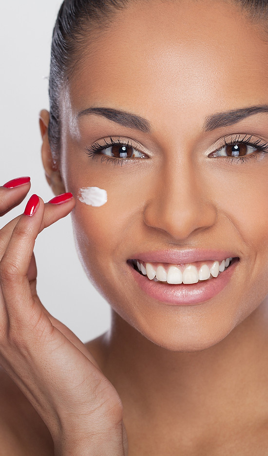 Model Applying Cream