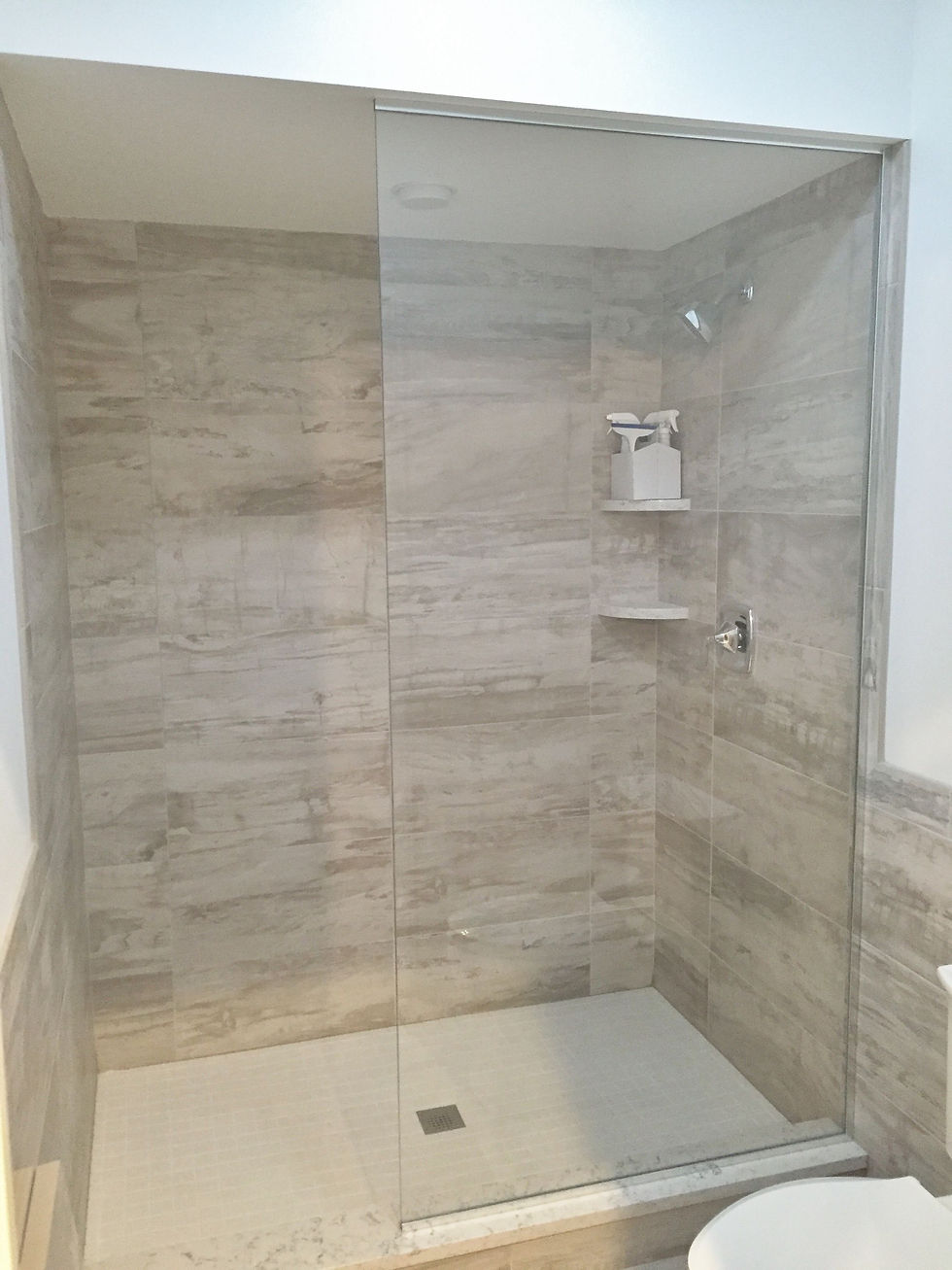 Thumbnail: Fix Glass Shower Pannel