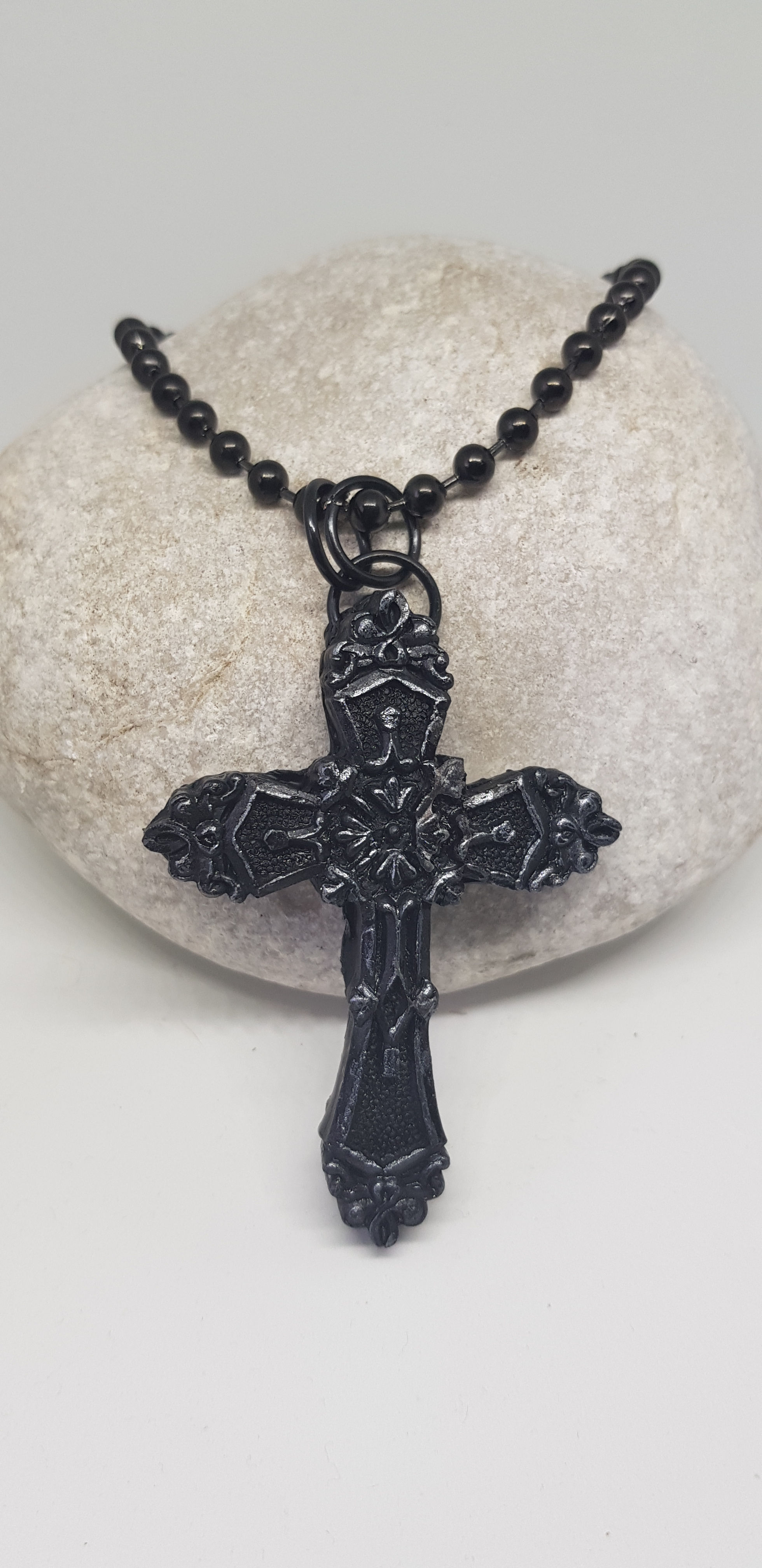 Celtic Cross Amulet Pendant .. No.74 ..