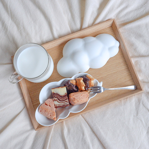 Thumbnail: Cloud Nine Plate with Lid 