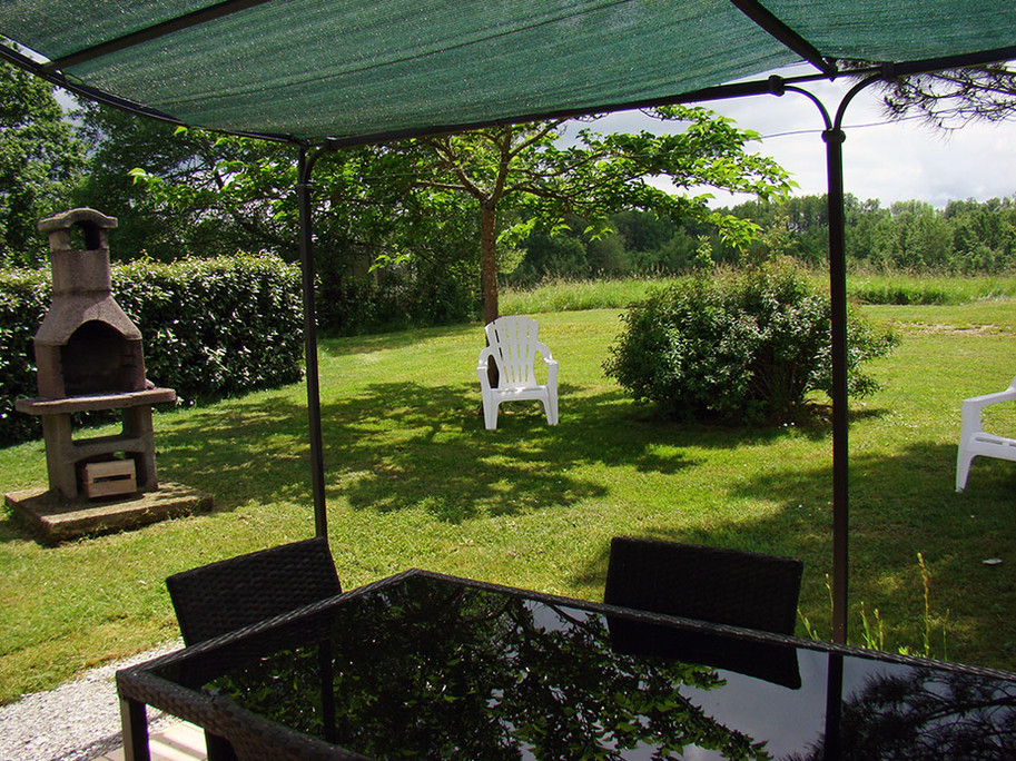 Jardin - Gariotte - Gites des Cardenals.jpg