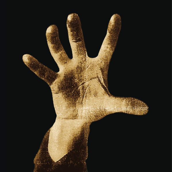 Album cover artwork for System of a down's self titled album
