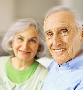 Senior Couple Gülen