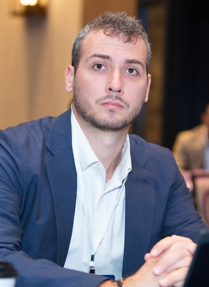 New headshot 2023.jpg