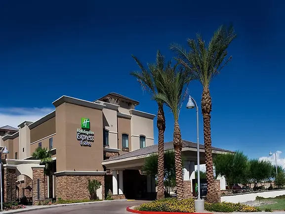 holiday-inn-express-and-suites-glendale-2531617116-4x3.webp