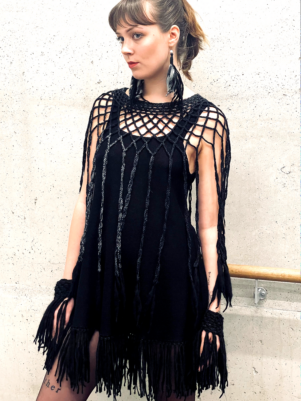 Thumbnail: Mesi web shawl