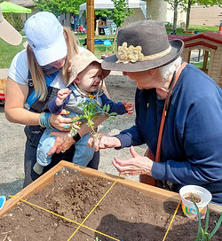 Earth Love Gardens Garden Bed Anchor Center For Blind Children Denver