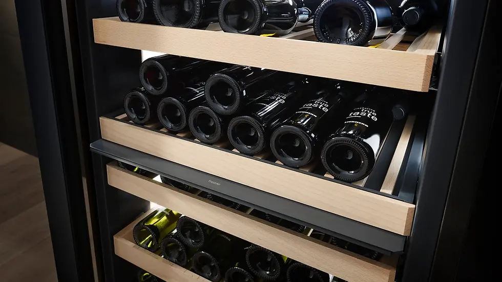Miniatura: Cava de vinos panelable LIEBHERR