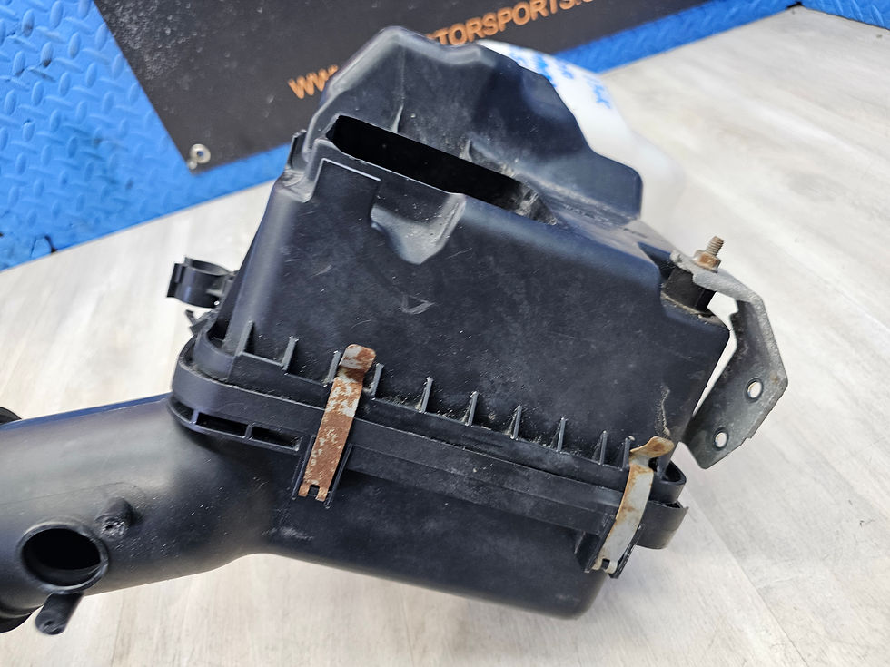 Thumbnail: 2008-2011 Subaru impreza 2.5i air cleaner airbox 