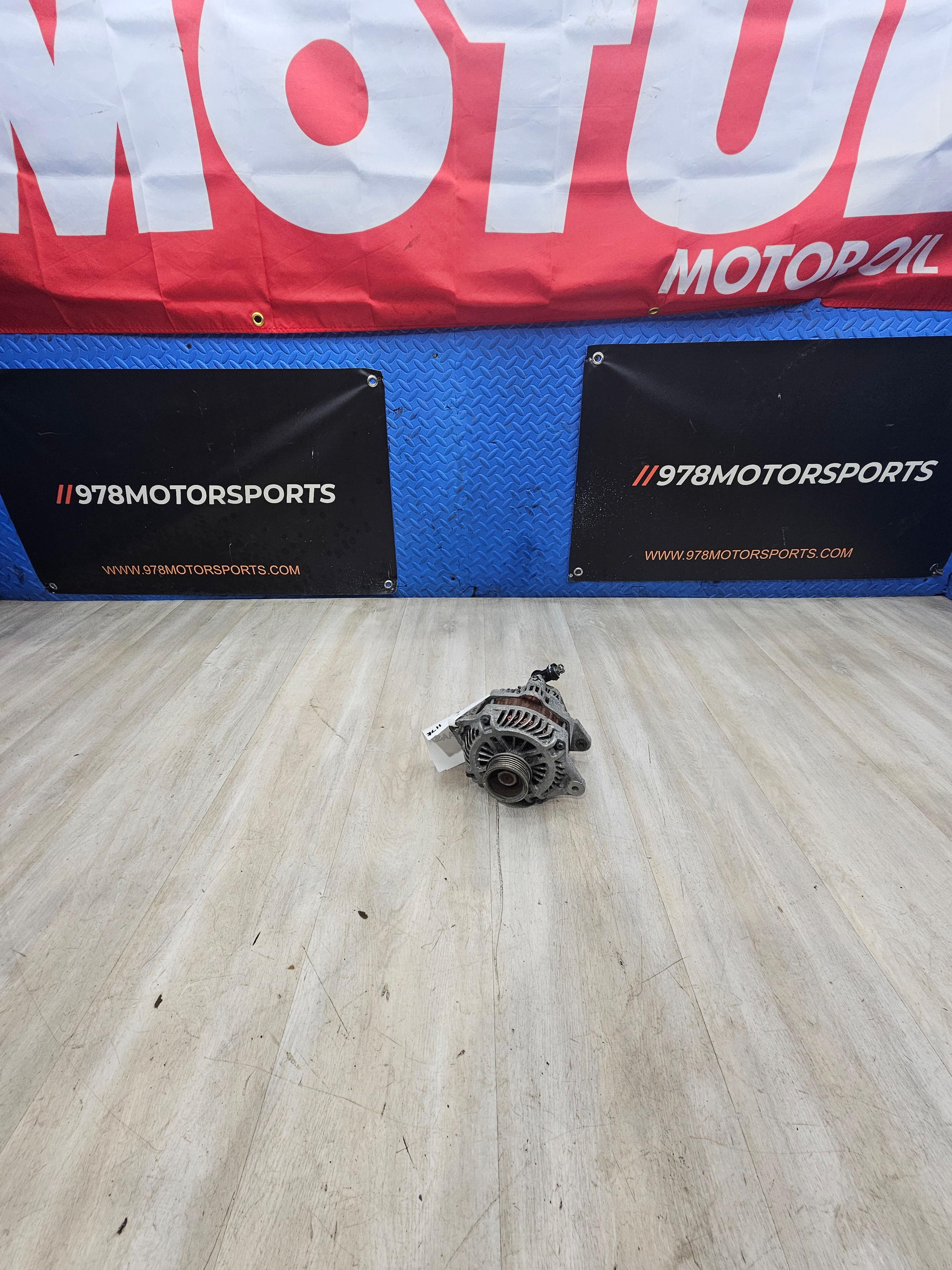 2005-2009 subaru legacy outback 2.5 alternator 23700AA55A 117k