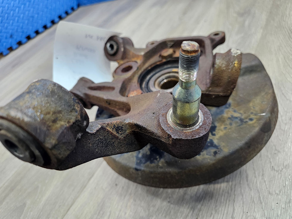 Thumbnail: 1993 nissan 240sx SE left driver rear knuckle 