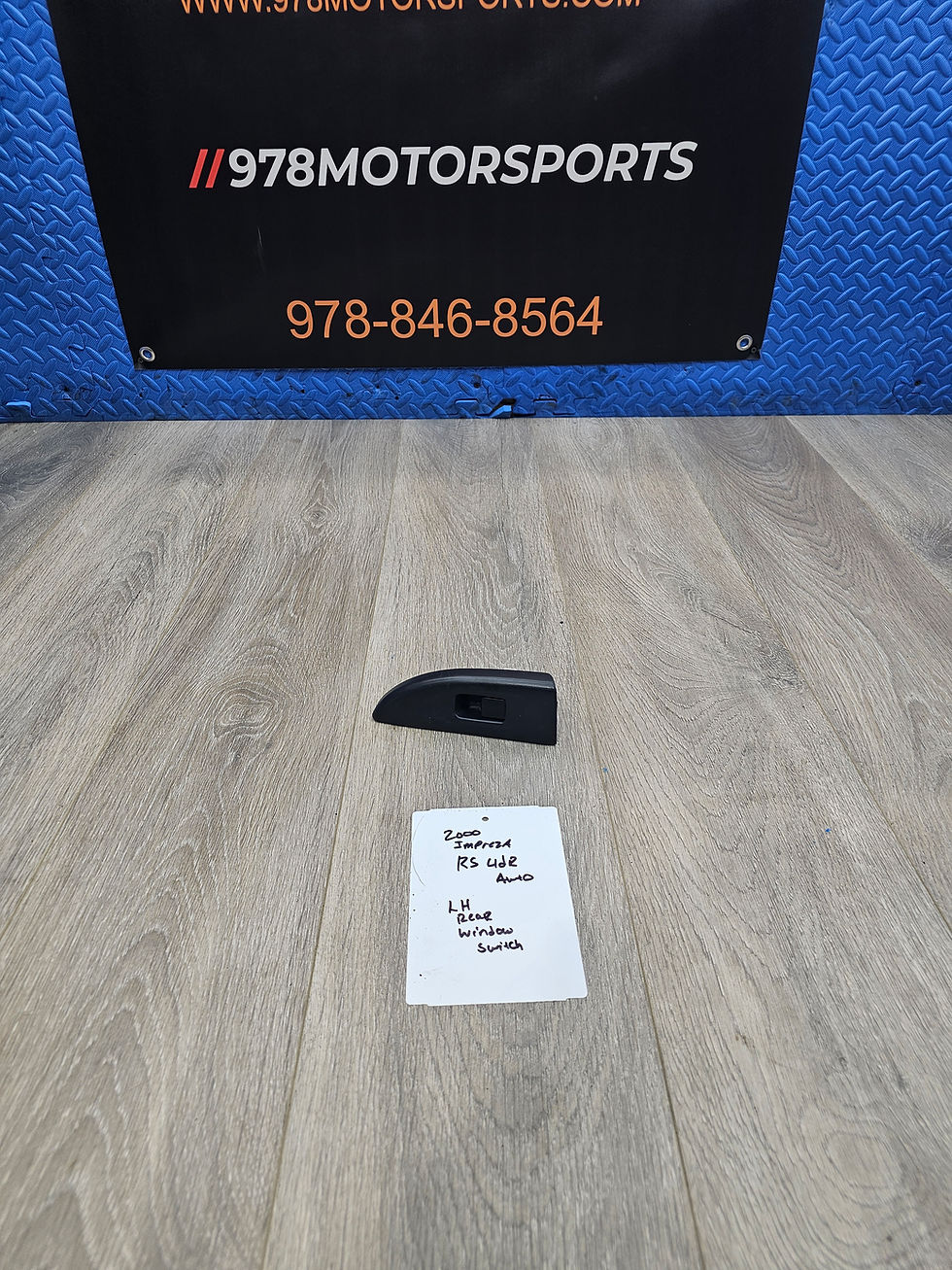 Thumbnail: 2000-2001 Subaru impreza rs sedan 2.5 left rear window switch 83082FA0700E