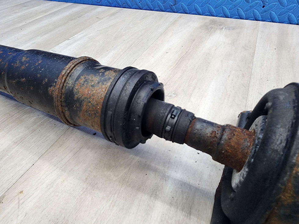Thumbnail: 2012 Subaru impreza wrx ej255 oem Driveshaft assembly 