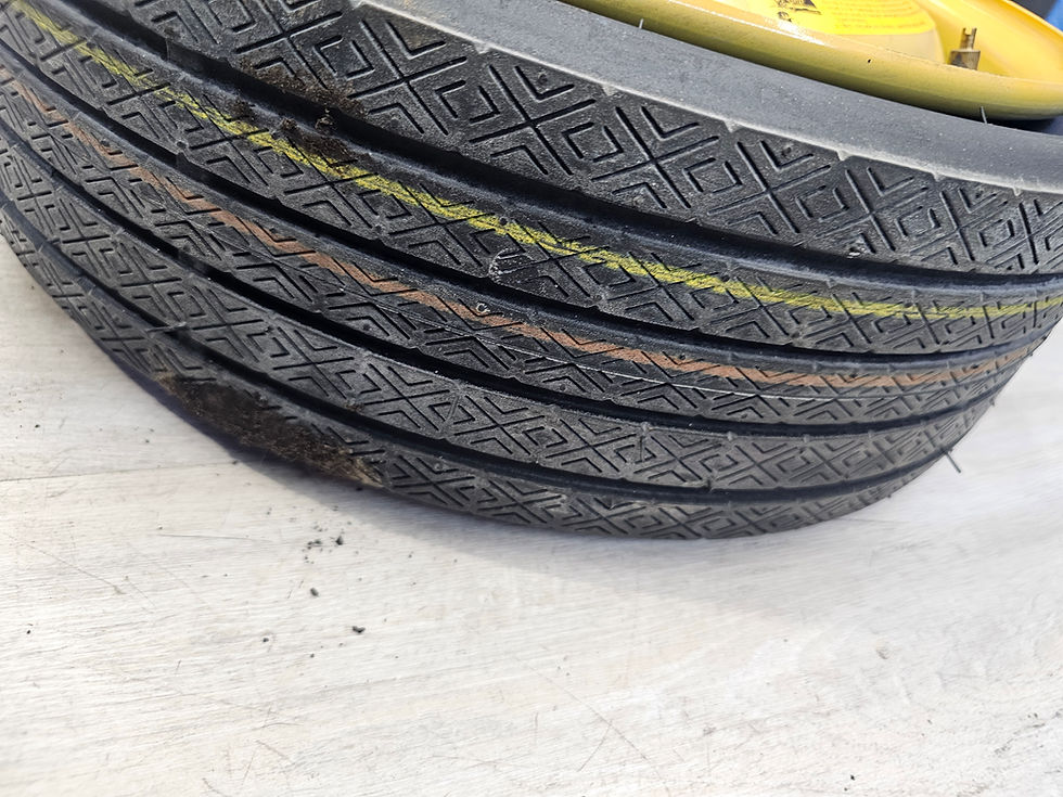 Thumbnail: 1994 nissan 300zx VG30D spare tire 