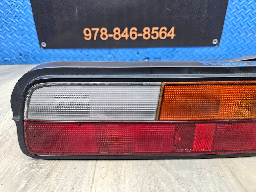 Thumbnail: 1993 nissan 240sx SE left driver tail light 