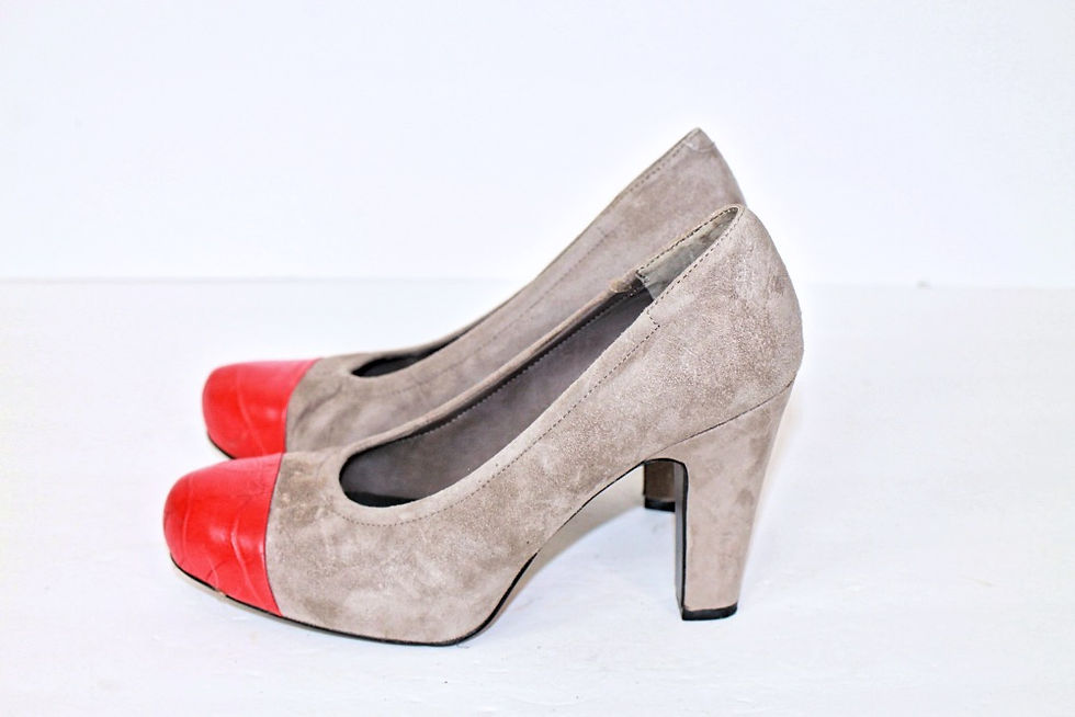 Thumbnail: Nine West Suede Heels Size (6)