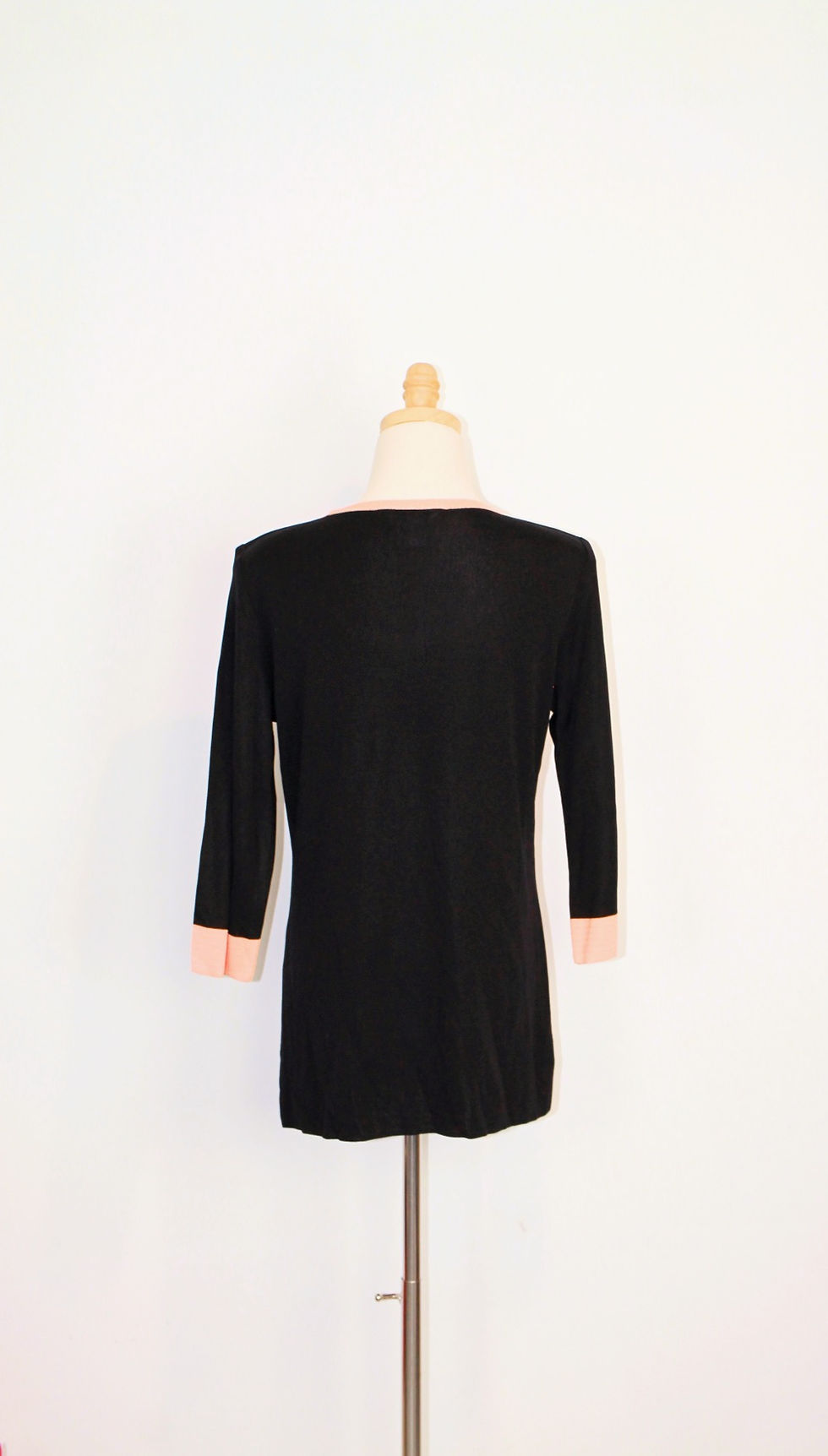 Thumbnail: Misook Two-Tone Blouse Size (S)