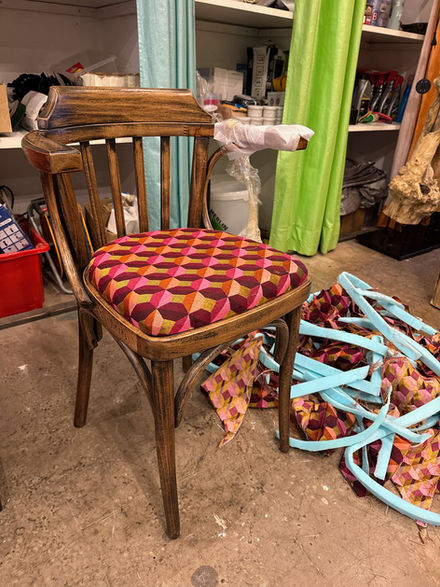 Fabrication de chaises sur mesure par JD Design - Butry sur Oise (95)