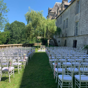 Château de Sauveboeuf - Mariages - cérémonie extérieure - côté rivière Vézère