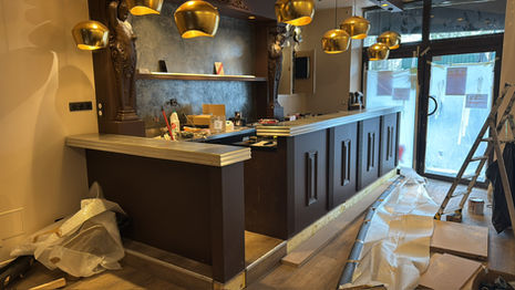 Fabrication d'un bar de restaurant sur mesure par JD Design - Butry sur Oise (95)