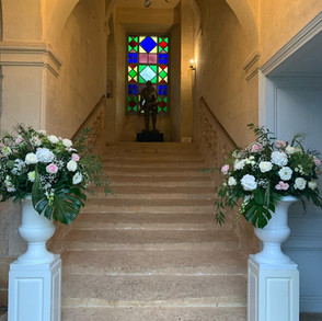 escalier-central-chteau-de-sauveboeuf