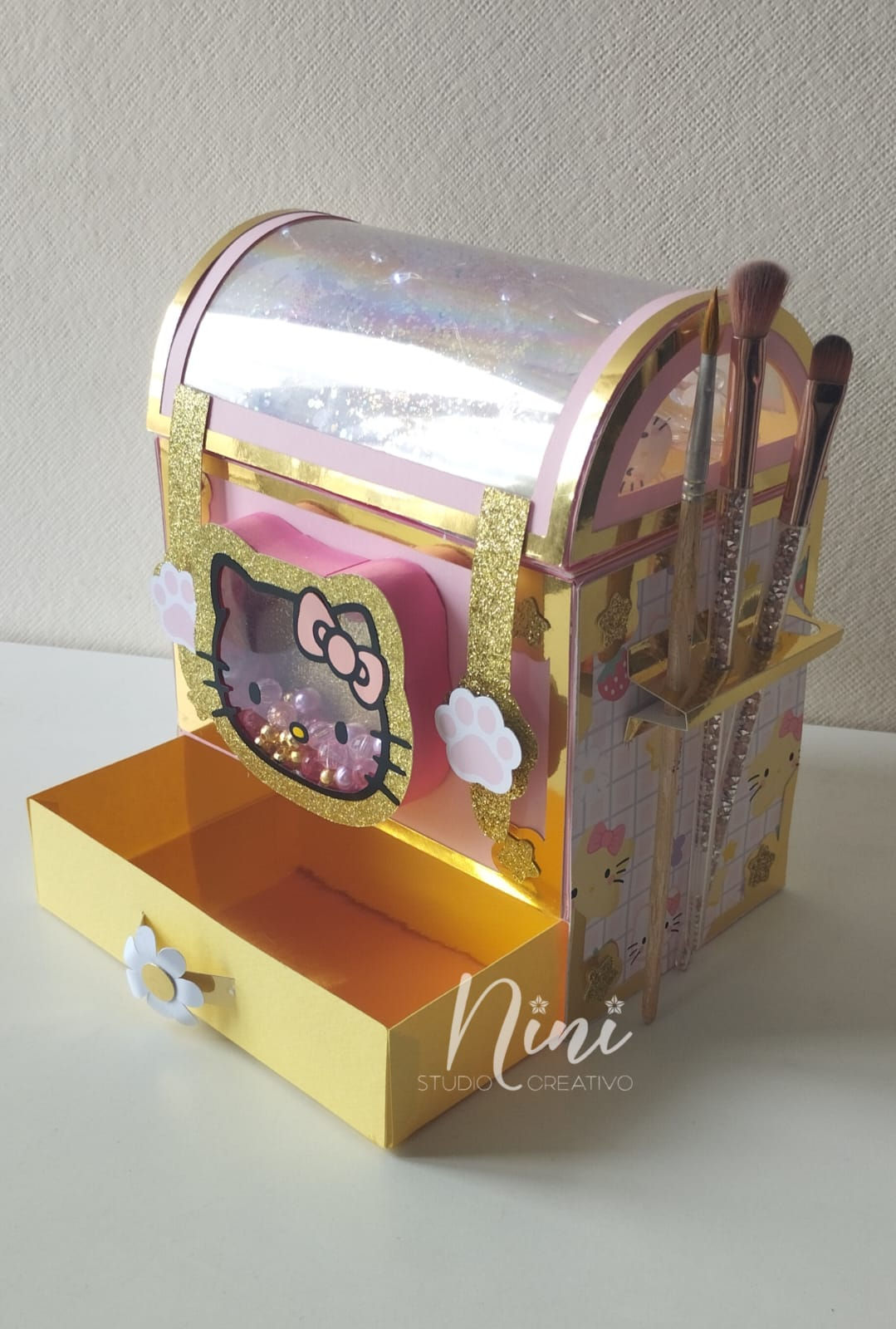 Caja cofre-gaveta de Hello Kitty