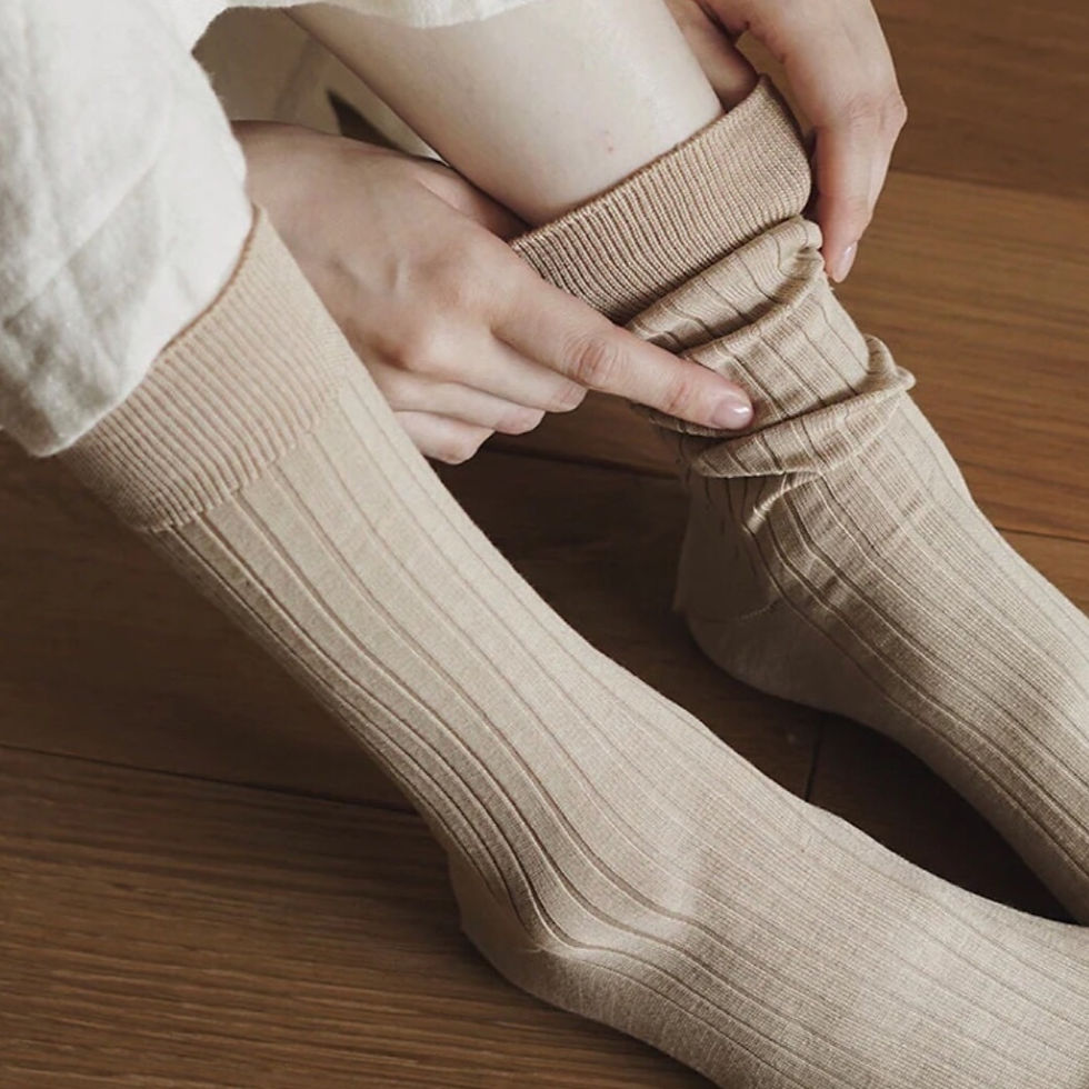 Thumbnail: Silk Cotton Ribbed Socks - Beige