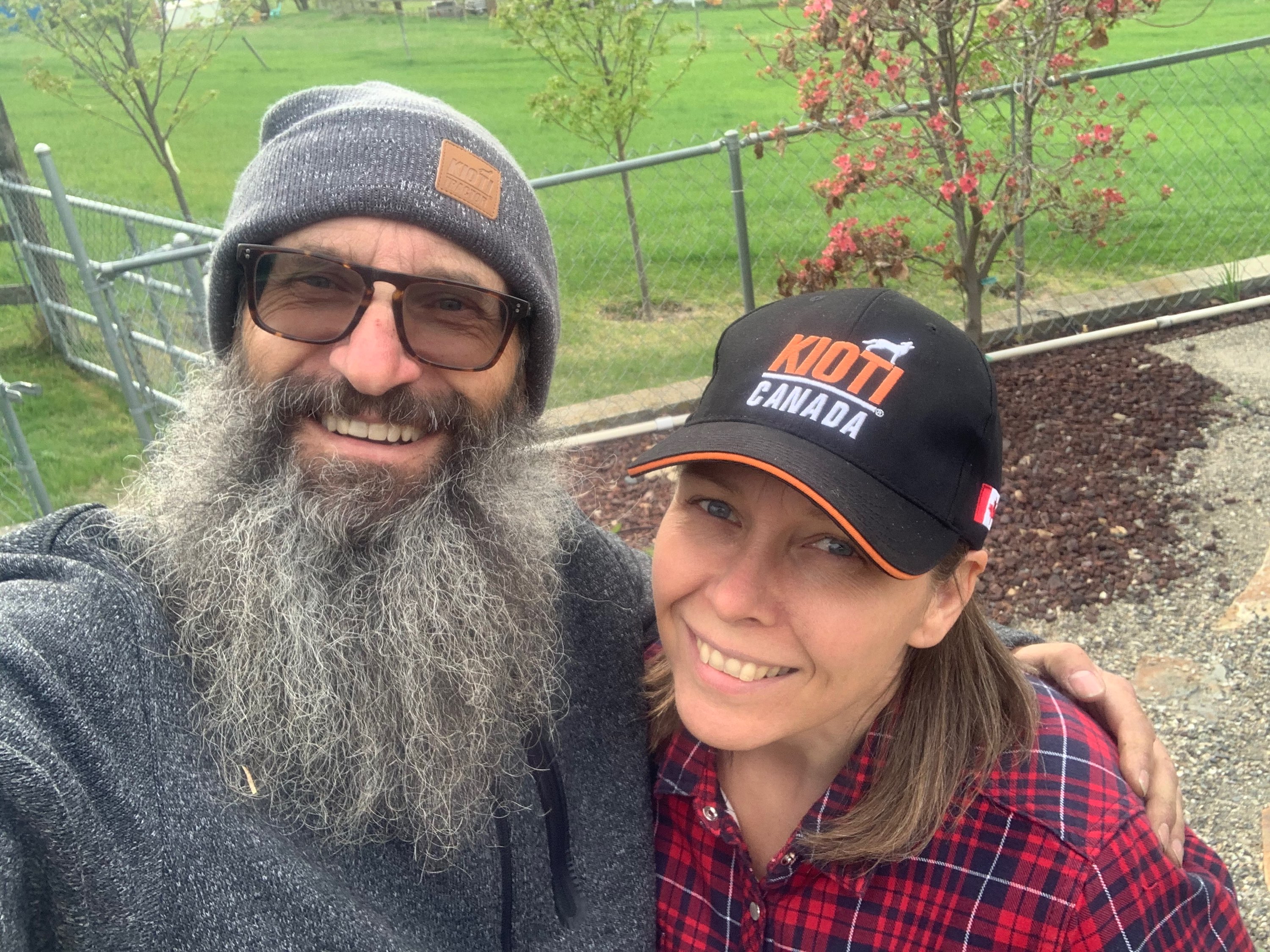 Writer: Egon & Benita