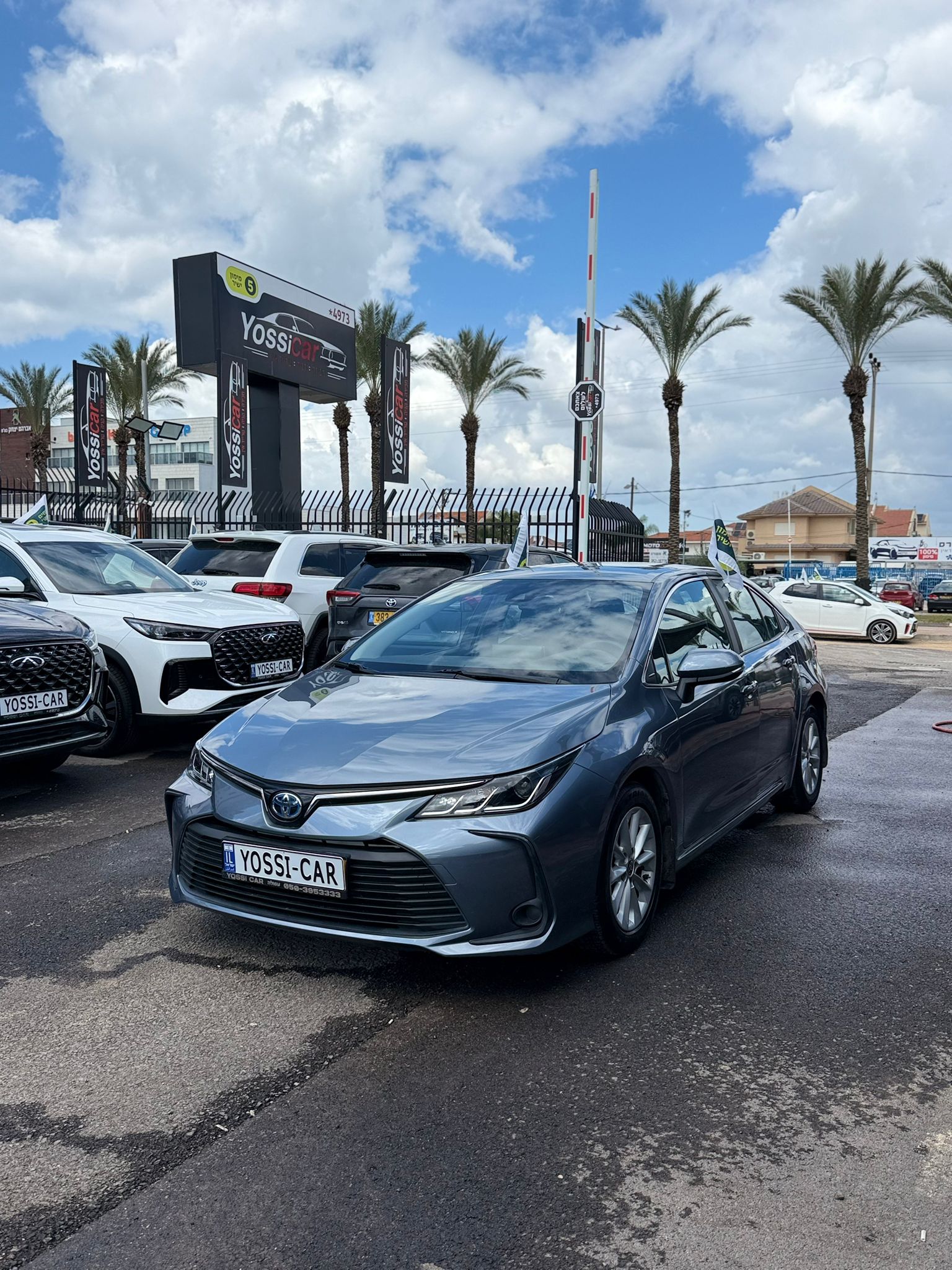 תמונות רכב טויוטה COROLLA HSD SDN