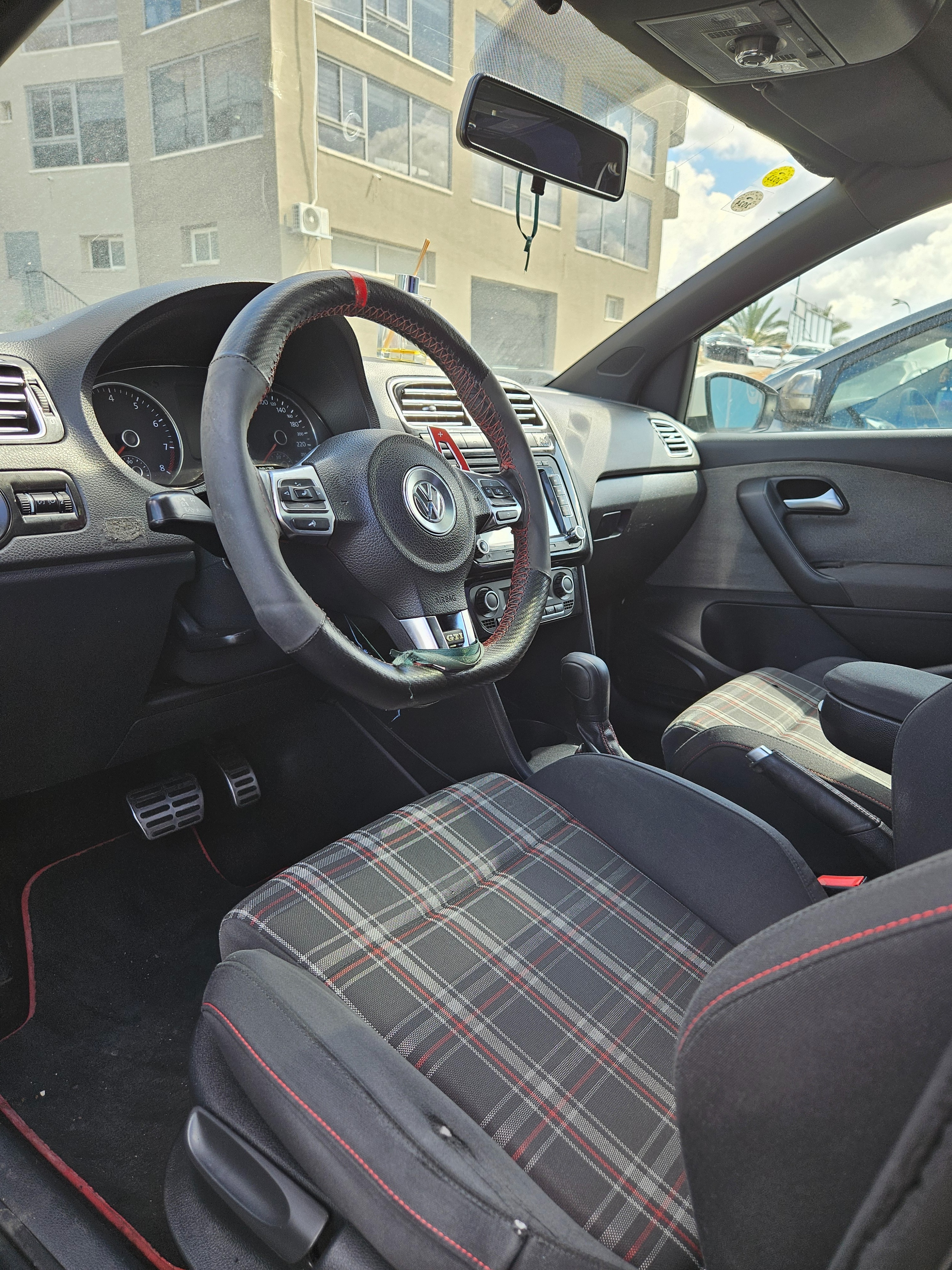 תמונות רכב פולקסווגן פולו