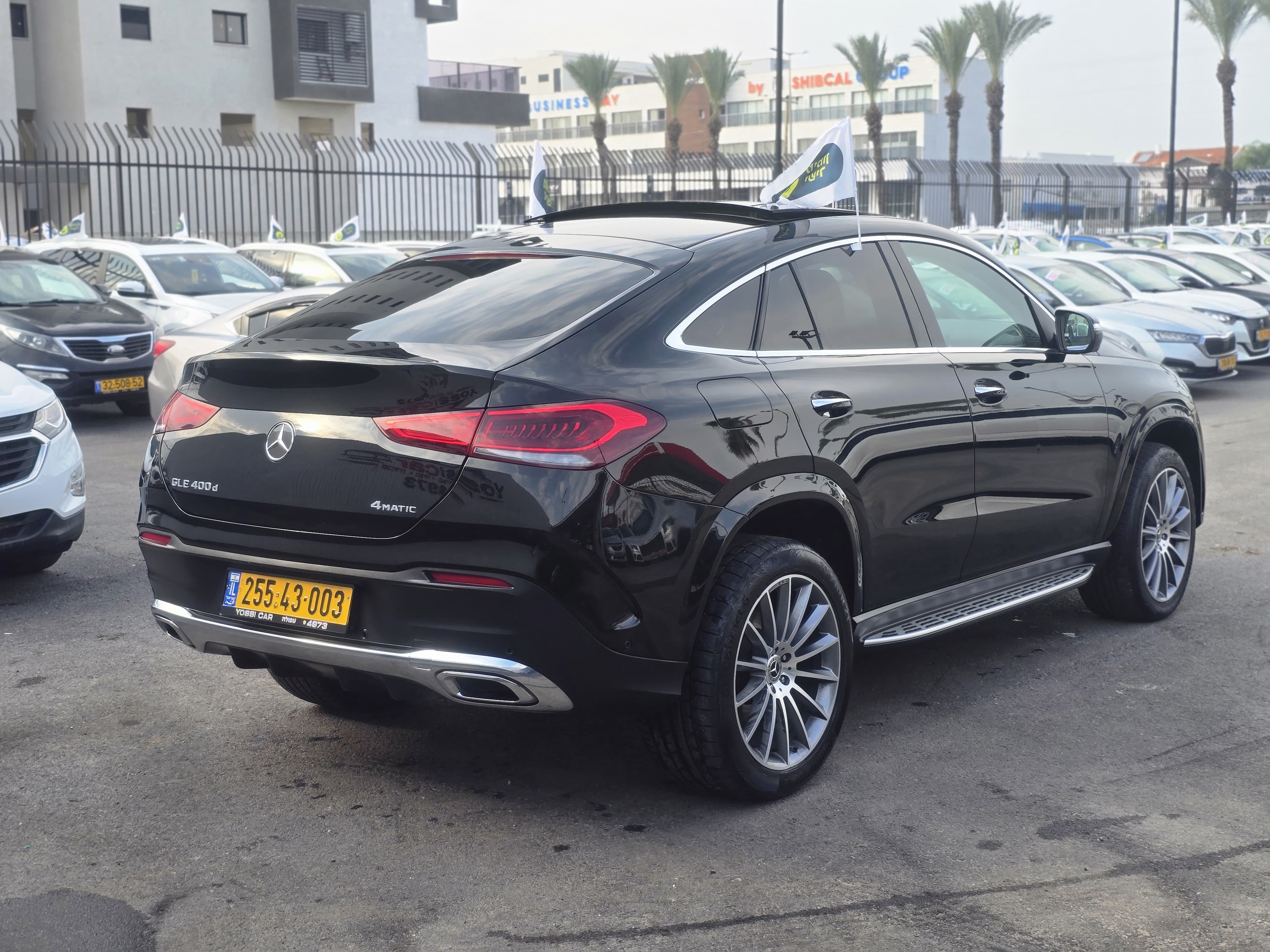 תמונות רכב מרצדס GLE400D COUPE