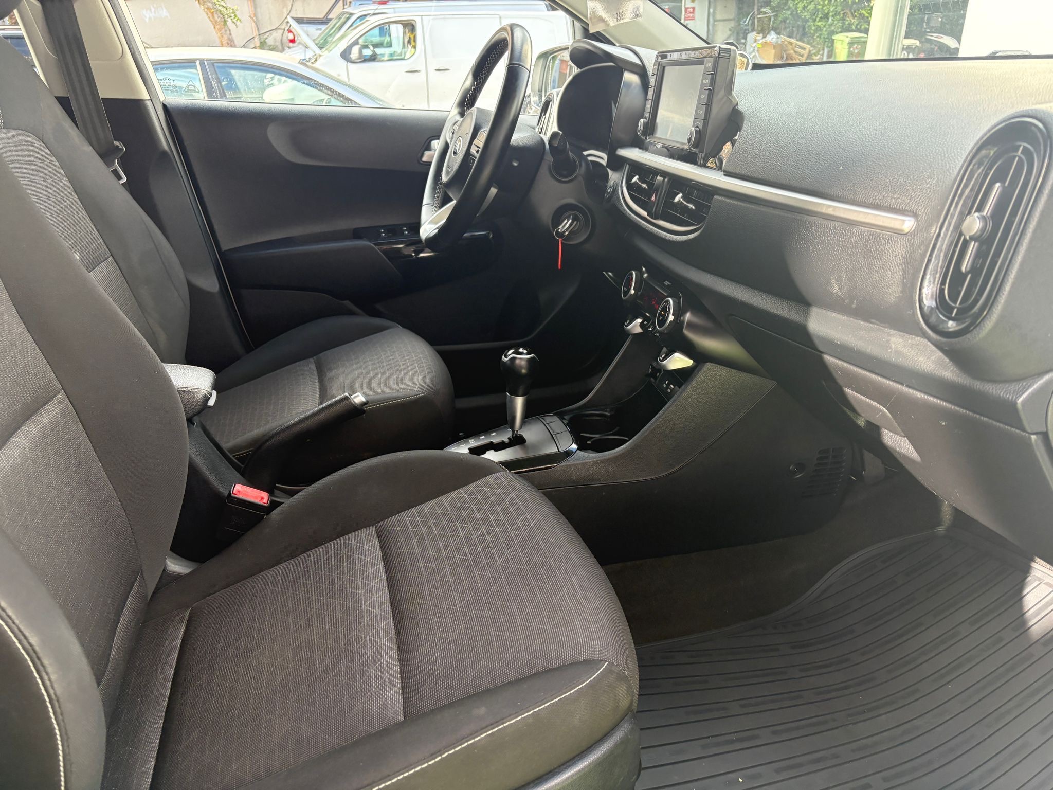 תמונות רכב קיה פיקנטו