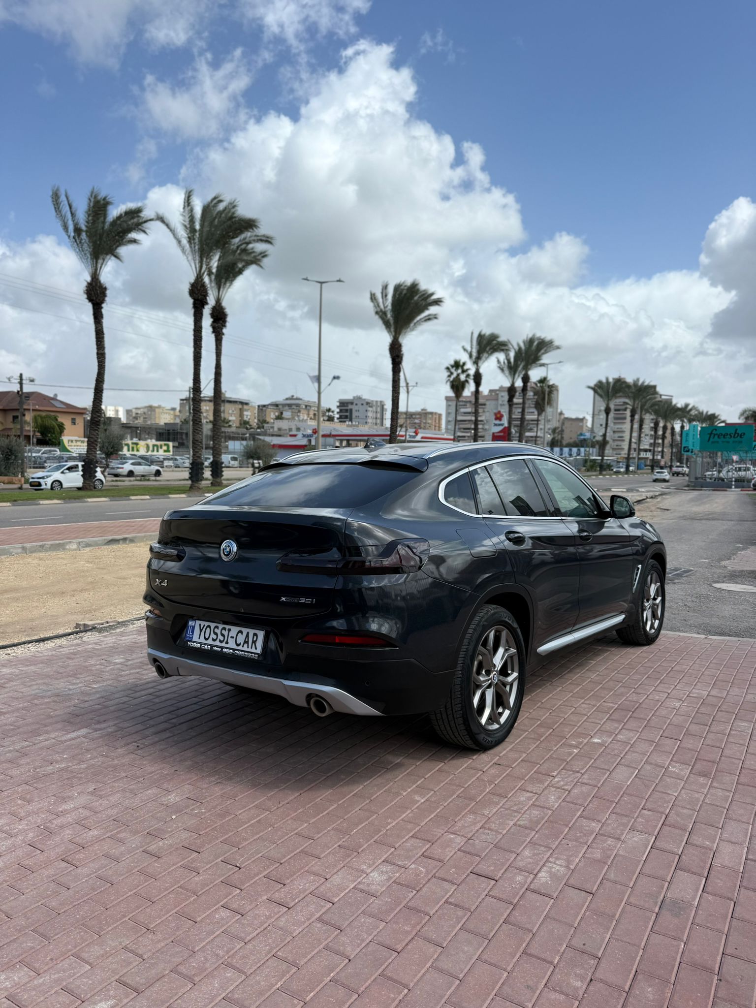תמונות רכב ב מ וו X4 XDRIVE 30I