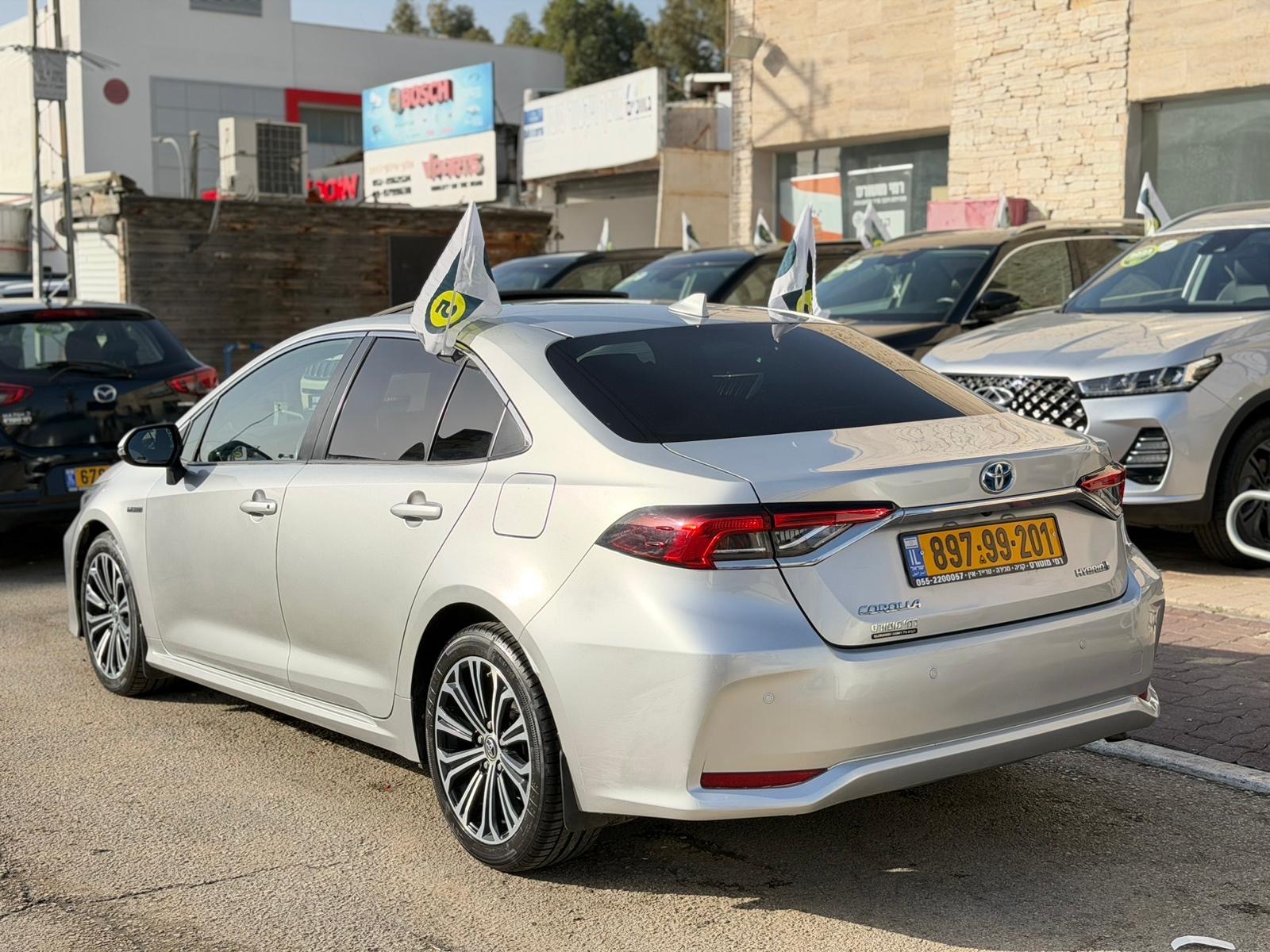 תמונות רכב טויוטה קורולה