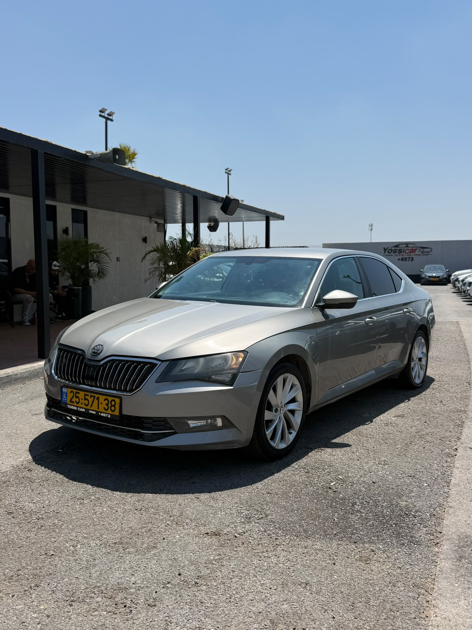 סקודה, NEW SUPERB