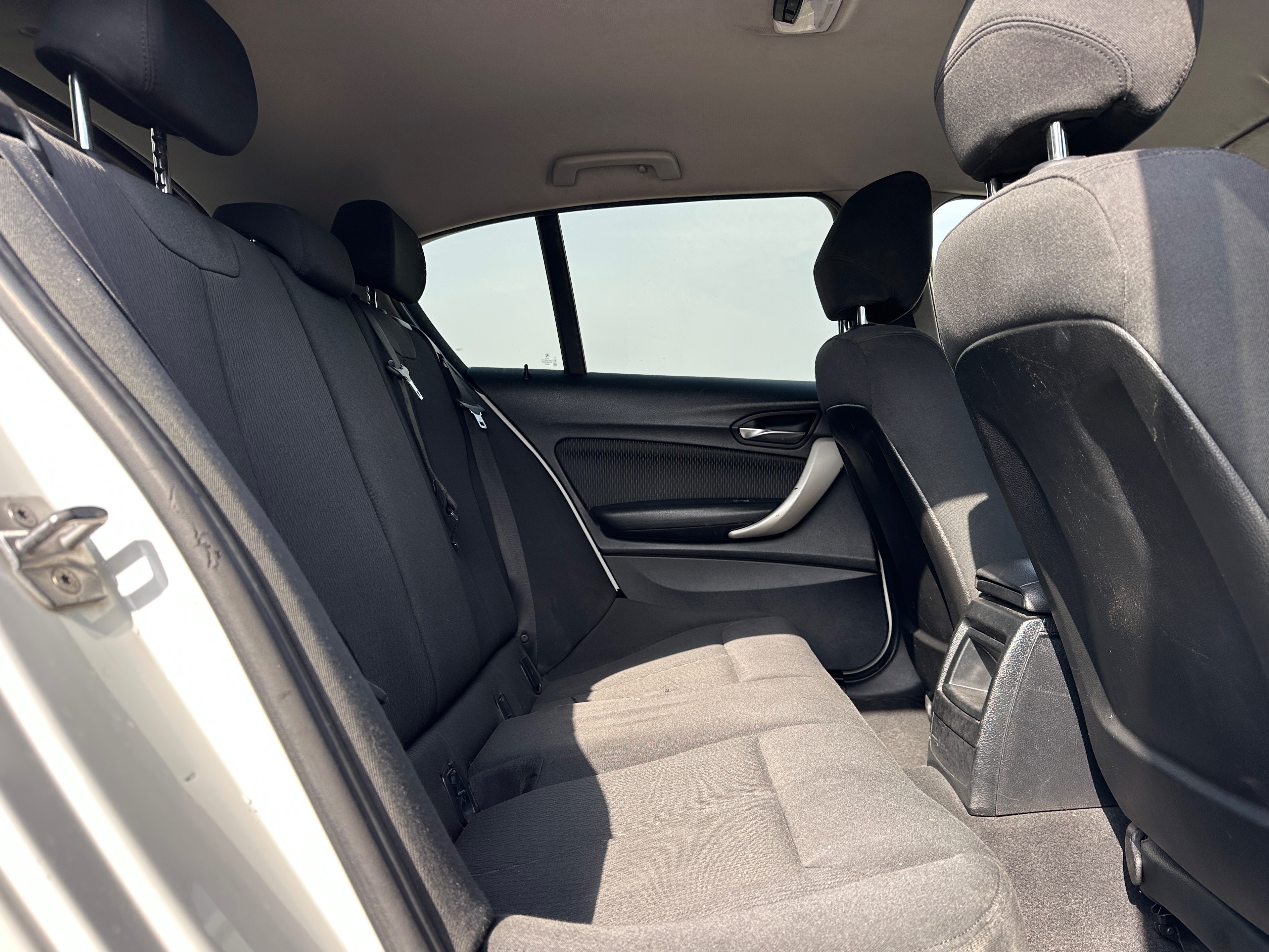 תמונות רכב ב מ וו סדרה 1